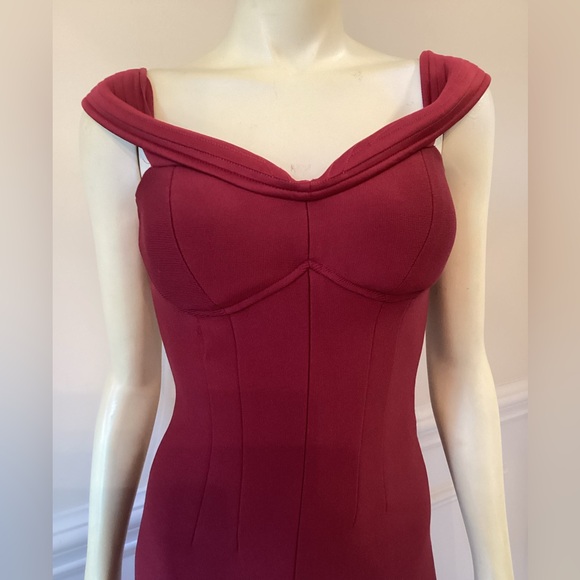 WN SZ M RED BODY CON MAXI DRESS - Picture 2 of 15